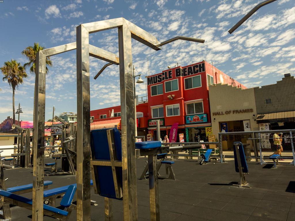 ផលប៉ះពាល់នៃព័ត៌មានថ្មីលើសង្គម